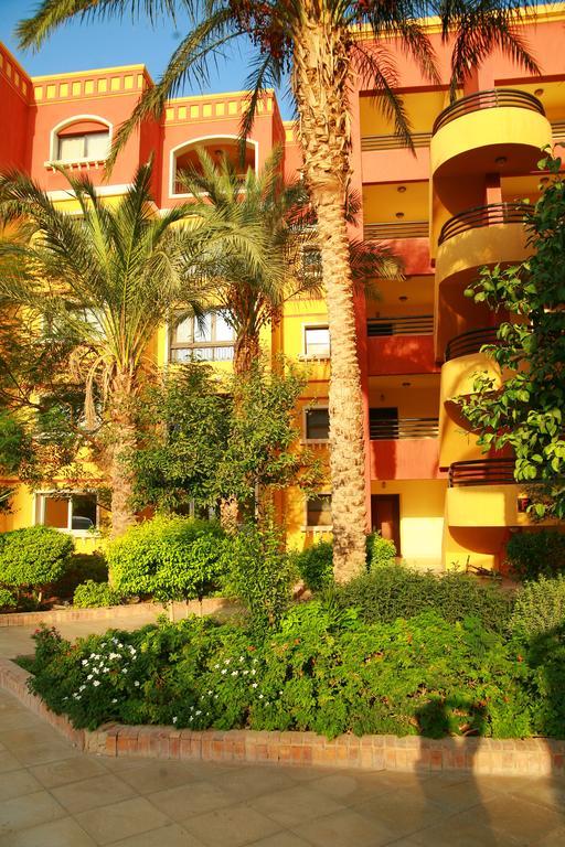 Esplanada Beach Apartment Hurghada Bagian luar foto