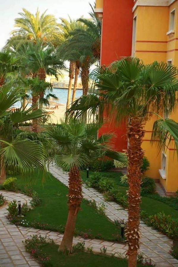 Esplanada Beach Apartment Hurghada Bagian luar foto